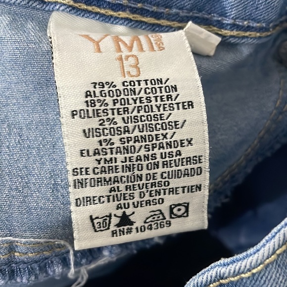 YMI Jean Capris - Picture 4 of 4